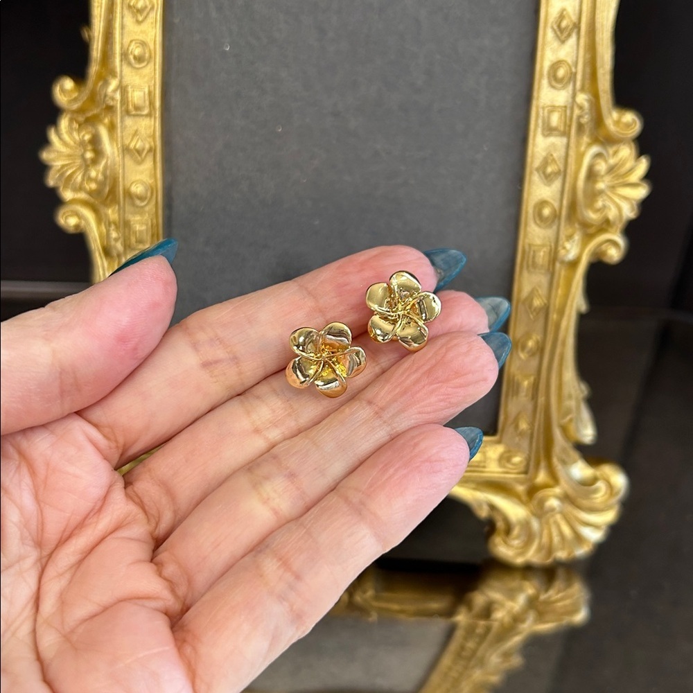 Gold Floral Knot Stud Earrings